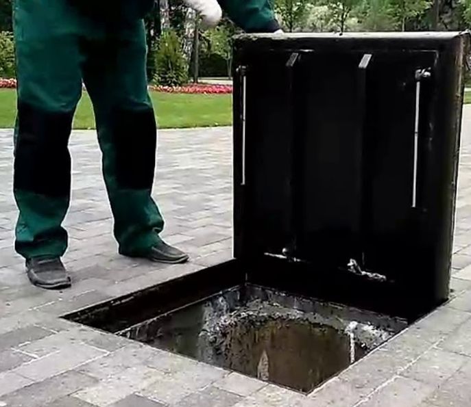 Люк под тротуарную плитку